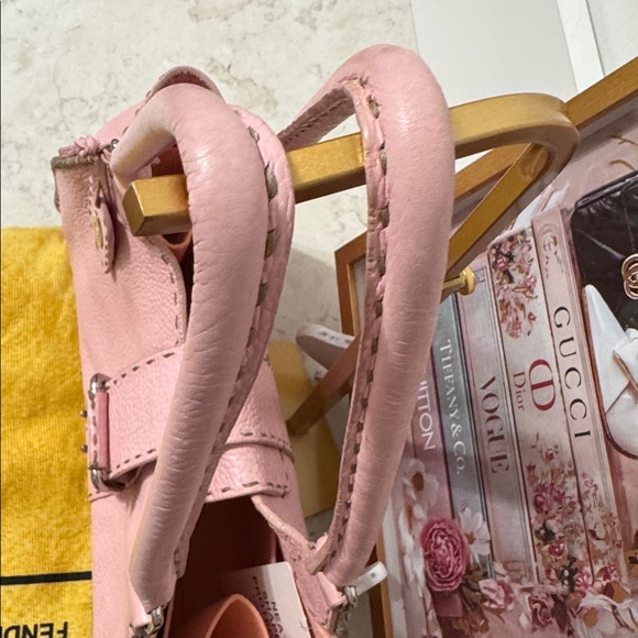 Fendi Selleria in baby Pink 🩷 with taupe whipstitching - Picture 4 of 14